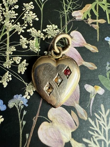ANTIQUE VICTORIAN9CT GOLD PUFFY HEART PENDANT. GEM SET. RUBY PEARL - Picture 1 of 7