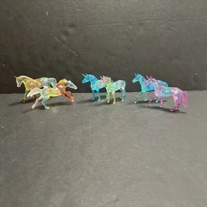 Lote Seis Caballos Breyer Pintados Suncatcher Compañeros de Establo (2) y Unicornios (4) Transparente - Imagen 1 de 14