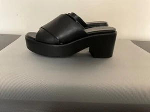 NORDSTROM RACK Platform Sandals Size 7.5 Cayleigh Crossover Slides Black - Picture 1 of 5