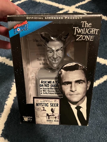 The Twilight Zone Mystic Seer Bobble Head New Rare Bif Bang Pow 2009 Serling Cover