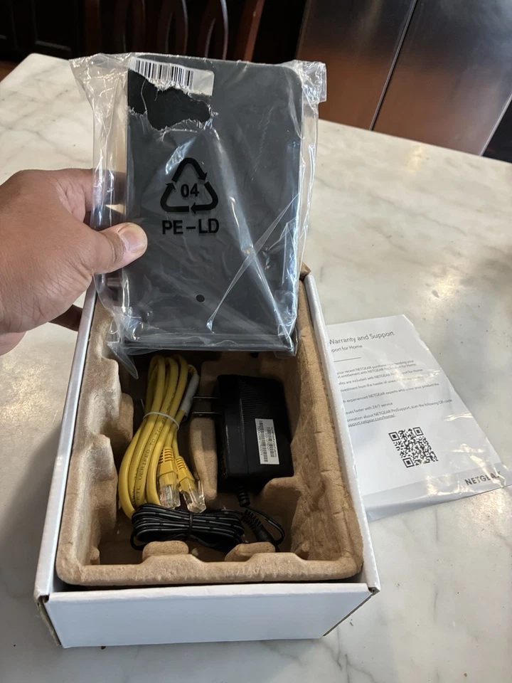 NEW NETGEAR CM500 (CM5001AZNAS) 680 Mbps - Black - Image 1 of 4