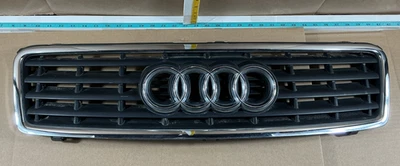 Rejilla de parachoques delantero AUDI A4 2004-2008 con conjunto de emblema cromado OEM Foto 1 de 4