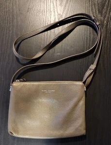 Borsa a tracolla Marc Jacobs New York quadrata ciottoli in pelle doppia borsa grigio talpa - Foto 1 di 7