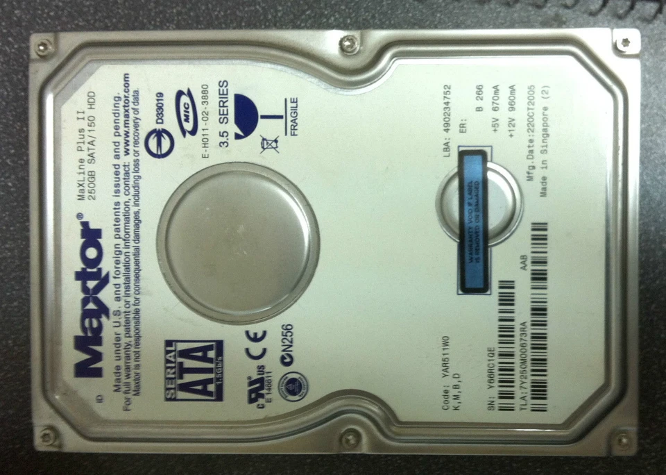 13x Maxtor 7Y250M0 MaxLine Plus II 250GB 7.2K RPM 3.5" SATA Hard Disk Drives - Image 1 of 1