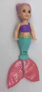 Mattel Barbie Kelly MISTERIOSA SIRENA NIÑA MUÑECA PELO ROSA PÚRPURA VERDE - Imagen 1 de 3