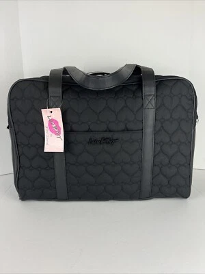 Bolso de fin de semana Betsey Johnson Luv Betsy acolchado corazón tela nuevo con etiquetas precio de venta sugerido por el fabricante $118 Foto 1 de 4