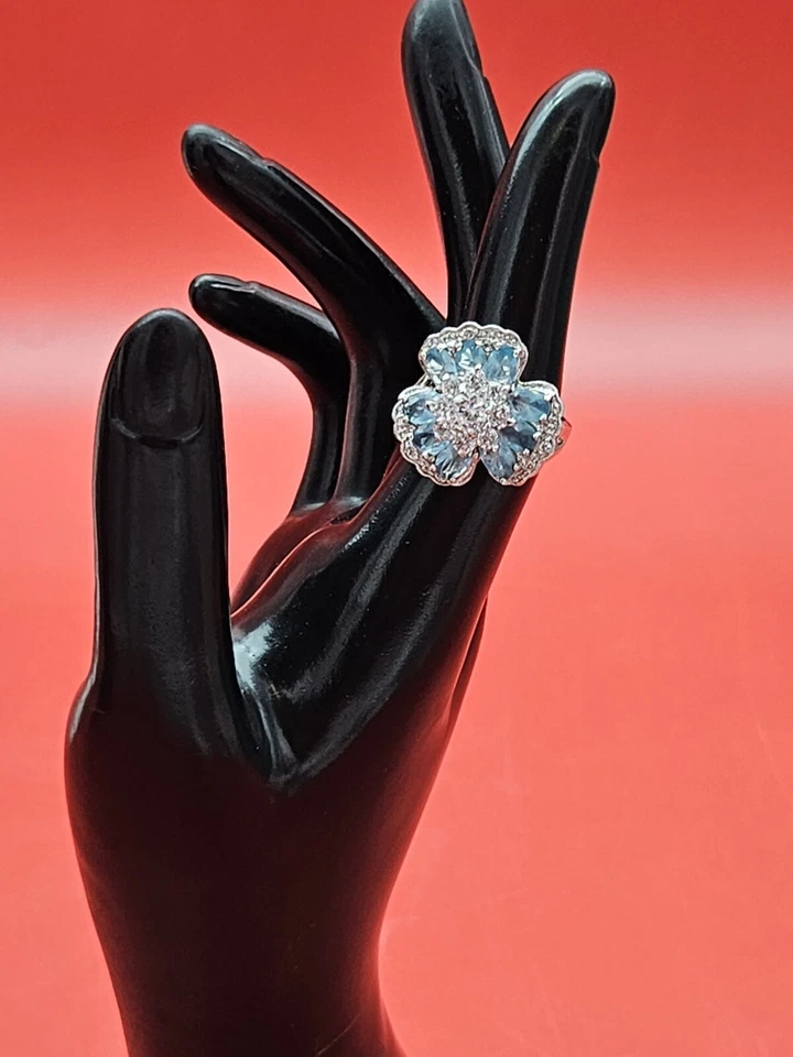 Anillo Nolan Miller cristales de vidrio azul talla 7 Foto 1 de 4