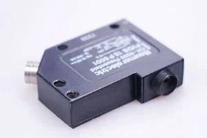 Sensor conductor de luz BAUMER FVDS 15P5001 10-30V - Imagen 1 de 3