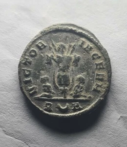 RARE Probus Antoninianus "VICTORIA GERM Trophy of Arms, Ancient Roman Coin 276AD - Picture 1 of 6