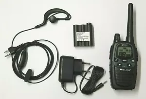 Midland G7 Pro Walkie Talkie 3W 20 KM With Charger, Headset And Battery New - Picture 1 of 3