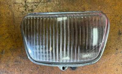 Luz indicadora delantera izquierda mercedes-benz w110 200 190 230 hella k33251 Foto 1 de 4