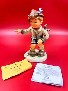 The Photographer Goebel Hummel Figurine #178 TMK7 - Boy Taking Picture With Dach - Picture 1 of 10
