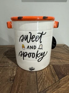 HALLOWEEN SWEET AND SPOOKY KITCHEN UTENSIL HOLDER CROCK 7 X 6 X 7 CANISTER. NWT - Picture 1 of 10
