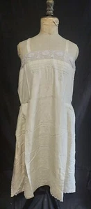 Chemise de nuit en soie vert pâle dentelle et broderie monogramme EG début XXème - Imagen 1 de 13