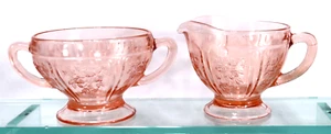 Federal Glass Pink Sharon Cabbage Footed Creamer and Sugar Bowl SET  MINT! - Picture 1 of 4