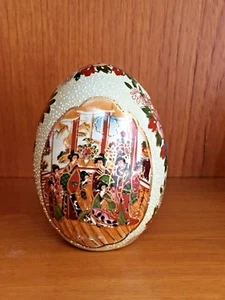CHINESE CERAMIC EGG Asian Porcelain Hand Painted Decorative - Picture 1 of 5