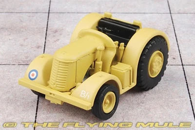 Oxford Diecast 1:76 Aircraft Tug RAF - Image 1 of 4