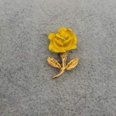 Yellow Rose Lapel Pin 3/4 in Gold Tone Floral Brooch Accessory - Image 1 of 3
