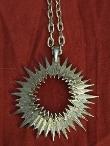 Collar de cadena vintage Sarah Coventry Sunburst Starburst tono dorado - Imagen 1 de 5