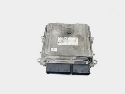 Centralina motore VOLVO XC70 II ECU 30729826 2.40 Diesel 136kw 2006 20549800 - Immagine 1 di 2