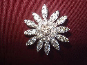 STERLING CLEAR CRYSTAL RHINESTONE CHRISTMAS SNOWFLAKE PENDANT/18" NECKLACE - Picture 1 of 12