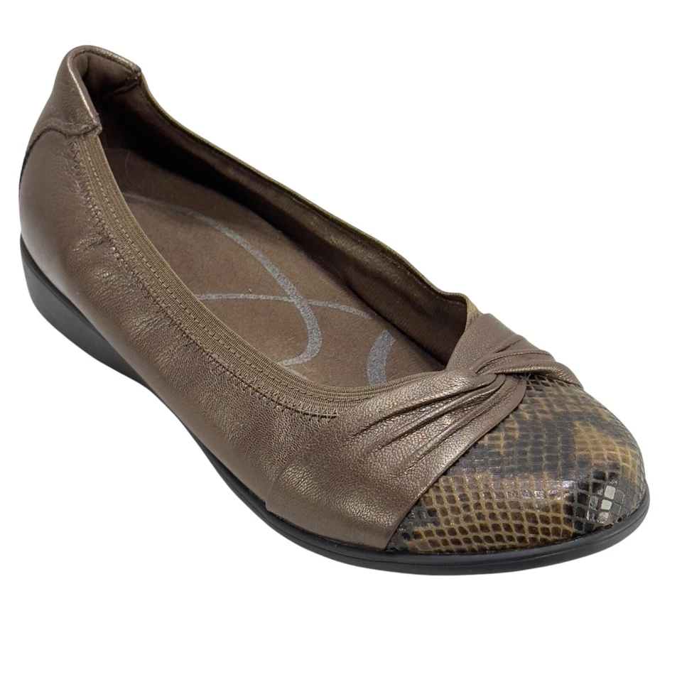 ARAVON женщин коричневый металлик кожи плоскостях змея печать носок крышка амортизированный размер 8 М - Изображение 1 из 4