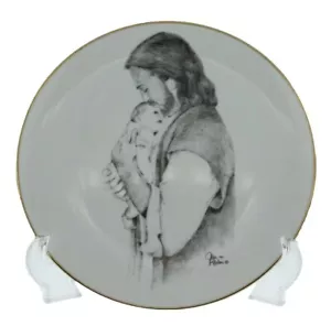 P13 Cristo con Bebé Plato Cerrado Blanco con Caballete Mormón Un Momento en el Tiempo SUD C - Imagen 1 de 6