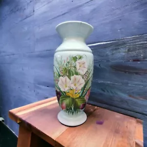 Jarrón Cónico China Victoriana con Decoración Floral Pintada Verde Pálido 16" - Imagen 1 de 13