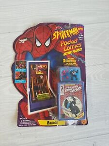 Toy Biz Spider-Man Pocket Comics Action Playset Bridge Amazing 300 Venom