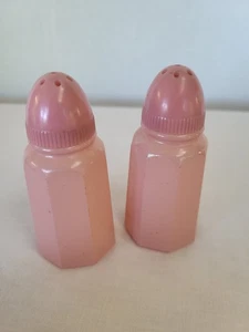 Vintage Hazel Atlas Pink Glass Salt and Pepper Shakers 1950s - Picture 1 of 9