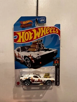 Hot Wheels White Rodger Dodger 2023 2/5 Dream Garage 32/250 Foto 1 de 2