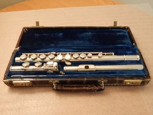 Vintage Kohlert & Co Winnenden silver flute & case - Picture 1 of 19