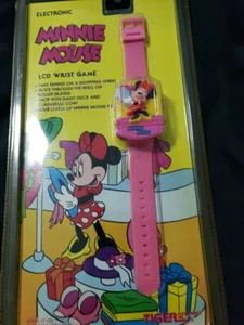 New Vintage Tiger Electronics Disney's Minnie Mouse LCD Wrist Game Kids LOOK! - Picture 1 of 11