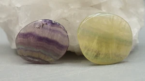 FLUORIT GELB Scheibensteine 2 Stück Seifensteine Chakrasteine b2 - Bild 1 von 2
