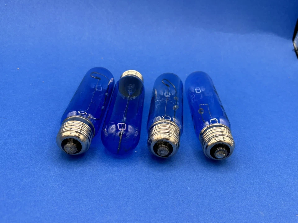 7006999 Sub-Zero Blue Glass Bulb BI-Series 700 Series IC-27 4 pcs in box - Image 1 of 4