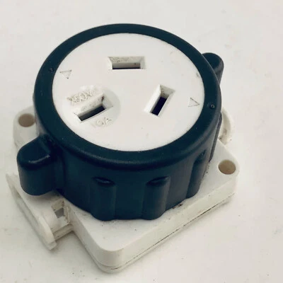 VOLTEX TWC1.5 Twist connect 10A surface socket for 1.5mm stranded cable - Image 1 of 2