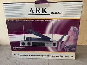 ARK WRT-7288CS DUAL CHANNEL WIRELESS MICROPHONE SYSTEM - Picture 1 of 11