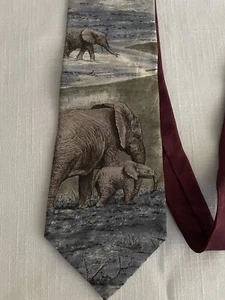 Vintage AFRIKANISCHER ELEFANT Seidenkrawatte 57 Zoll L x 4 Zoll W. Gefährdete Arten Nachmittagsgetränk - Bild 1 von 6