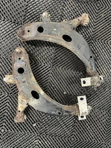 Subaru Impreza Newage Hawkeye unten unten Querlenker Querlenker Stahl OEM Paar - Bild 1 von 2