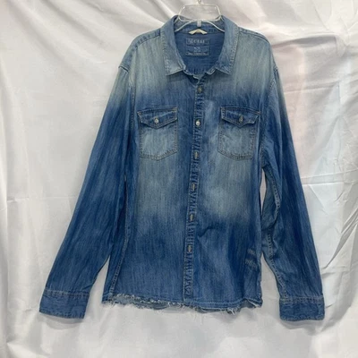 Guess of Los Angeles, extra large/TG Distressed Whitewashed Moto - Image 1 of 4