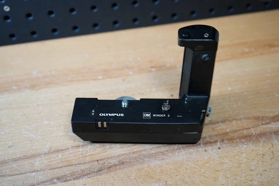(M) Olympus OM Winder 2 Foto 1 de 4