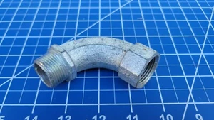 Montaje de codo de hierro maleable con casquillo Thomas & Betts 461-tb 3/4", w16 - Imagen 1 de 4