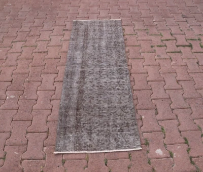 Alfombra gris vintage tejida a mano turca teñida bohemia alfombra de corredor de pasillo 2x6 pies Foto 1 de 4