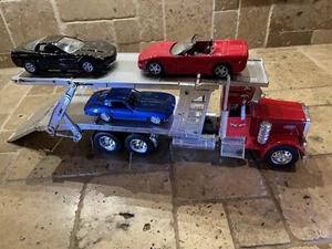 1:32 scale Diecast/Plastic Peterbilt Car carrier w/3 corvettes Excellent shape - Picture 1 of 10