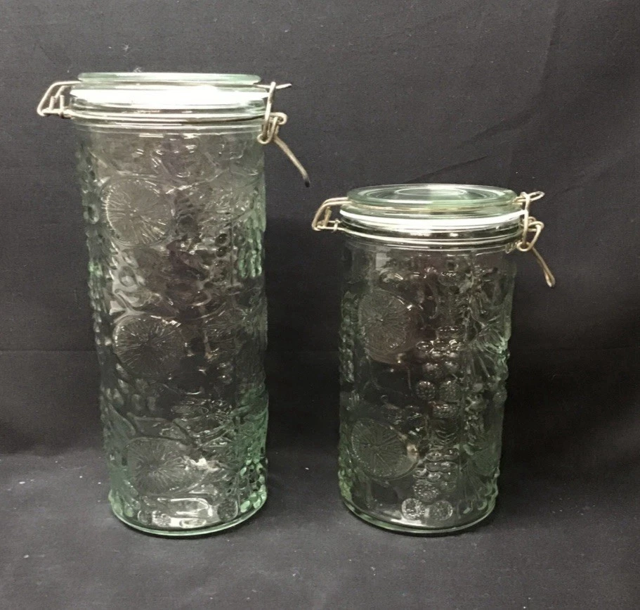 Tarros de cristal retro con cierre de alambre. Tintado de verde. Juego de 2 Foto 1 de 4