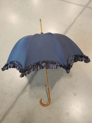 Vintage Swaine Adeney Brigg Umbrella by Appt to H M Queen Elizabeth England  - Image 1 of 4