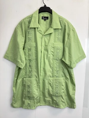 Camisa Omega Moda Guayabera Para Hombres 2XL Cubana Calce Suelto Bordada Mezcla de Algodón Foto 1 de 4
