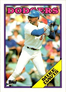 1988 Topps Traded #33T Mike Davis DODGERS - Picture 1 of 2