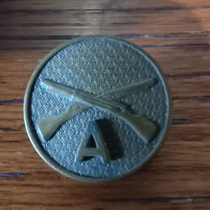 WW1 US Army Infantry "A" Company Collar Disc - Picture 1 of 3