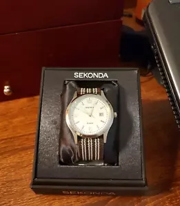 SEKONDA SPORT WATCH / 40 mm / NATO + Original SS Bracelet + BYTECH Travel Case - Picture 1 of 6